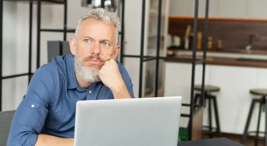 Manutenção de celular precisa de MEI? Entenda antes de começar 1 Manutenção de celular precisa de MEI? Entenda antes de começar