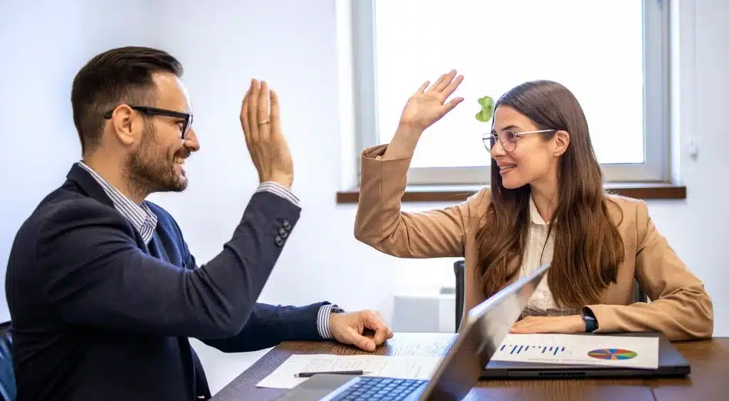 Quando abrir MEI na manutenção de celular faz sentido? Veja o momento certo 1 Quando abrir MEI na manutenção de celular faz sentido? Veja o momento certo